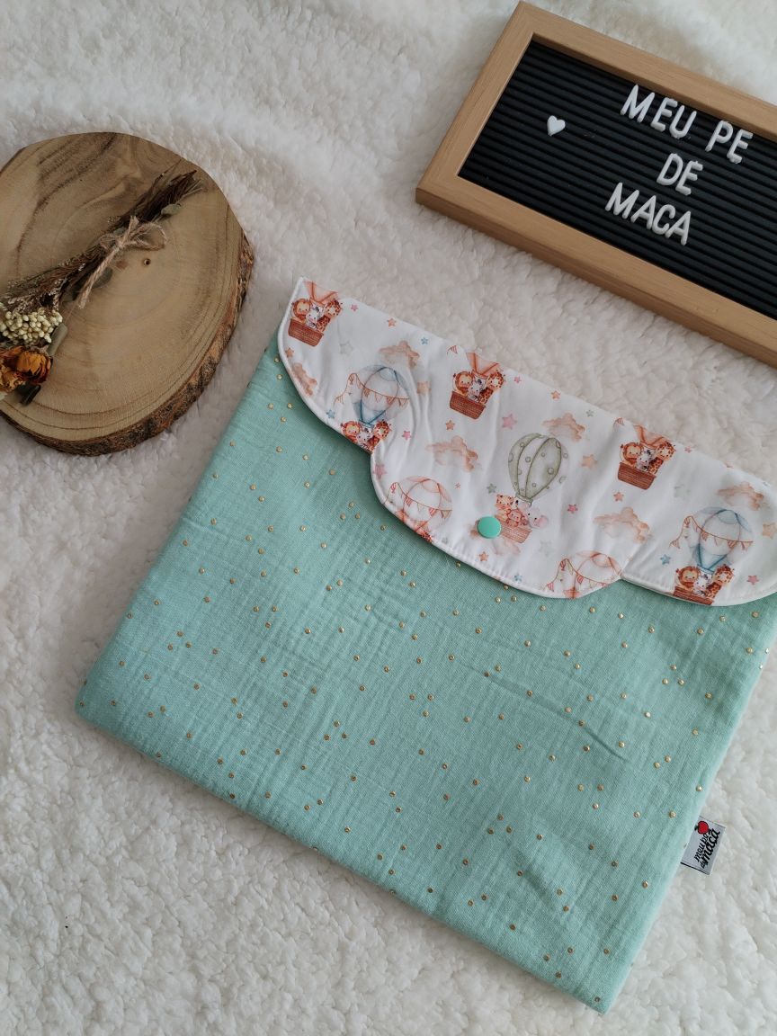 Bolsa Envelope - Primeira Roupinha - Animais com Balões - Meu Pé de Maçã 