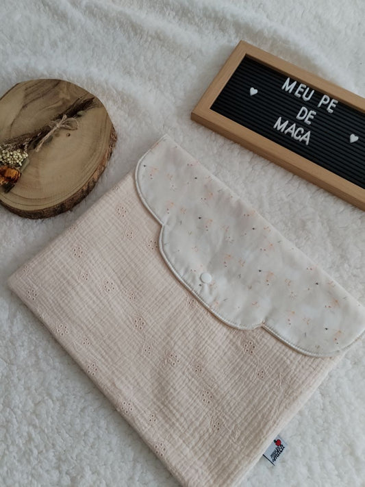 Bolsa Envelope - Primeira Roupinha - Patinhas - Meu Pé de Maçã 