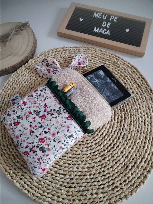 Bolsa acolchoada para e-reader (Kindle, Kobo e outros) - Teddy Bege - Meu Pé de Maçã 
