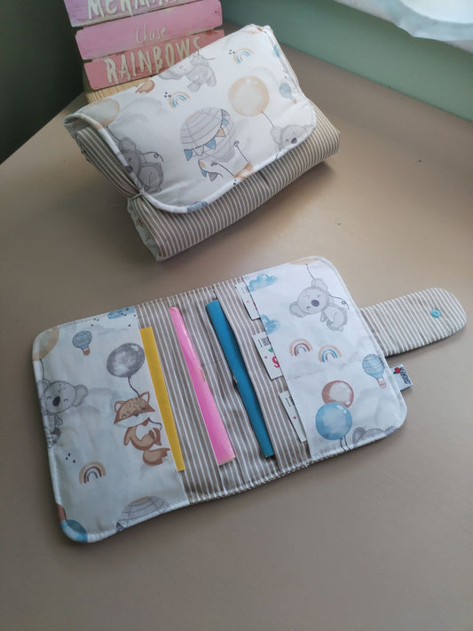 Pack Organiza e cuida - Porta Documentos e Muda Fraldas - Meu Pé de Maçã 