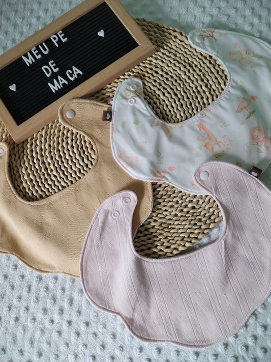 Conjunto 3 Babetes Flor - Tons de Rosa e Bege - Meu Pé de Maçã 