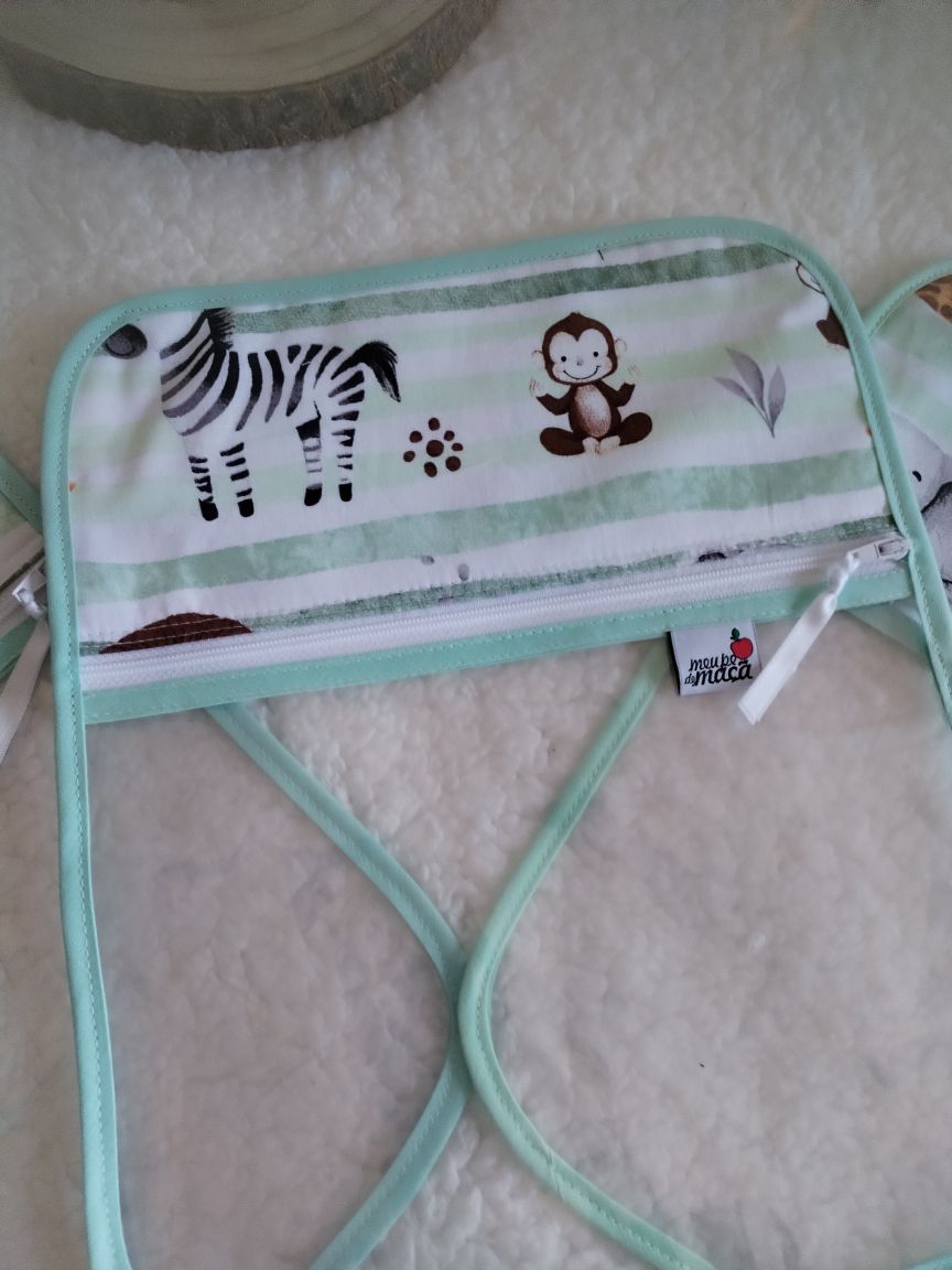 Conjunto 3 saquinhos transparentes - Animais fundo verde - Meu Pé de Maçã 