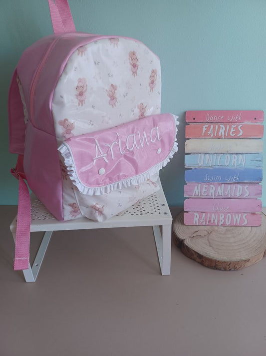Mochila plastificada personalizada - Meu Pé de Maçã 