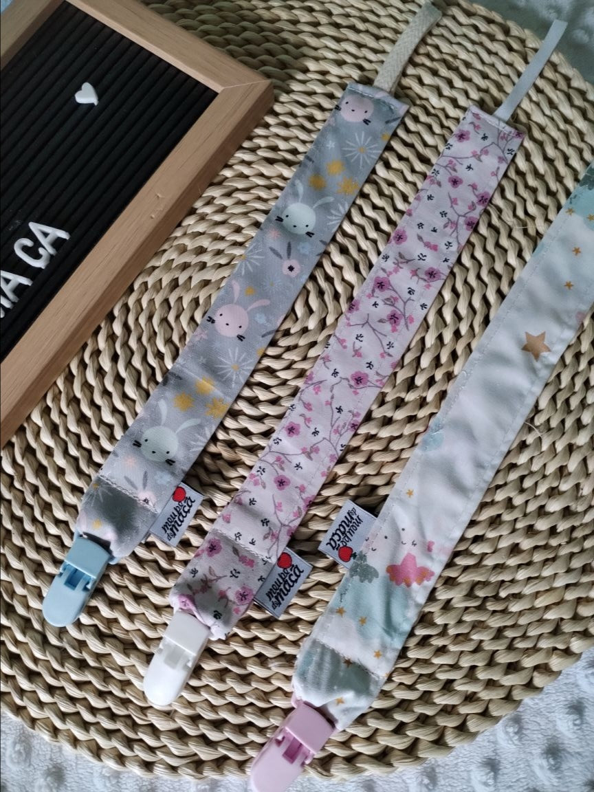 Conjunto 3 Fitas Prende Chupeta - Coelhinhas - Meu Pé de Maçã 