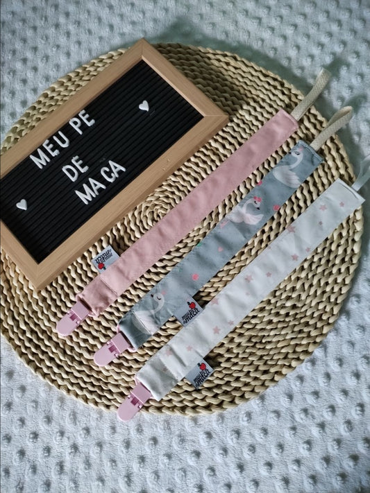 Conjunto 3 Fitas Prende Chupeta - Rosa, branco e cinza - Meu Pé de Maçã 