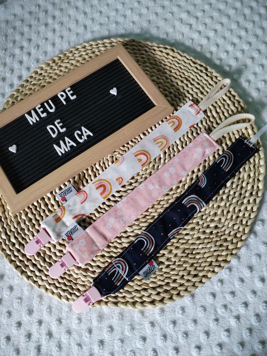 Conjunto 3 Fitas Prende Chupeta - Arco Iris - Meu Pé de Maçã 