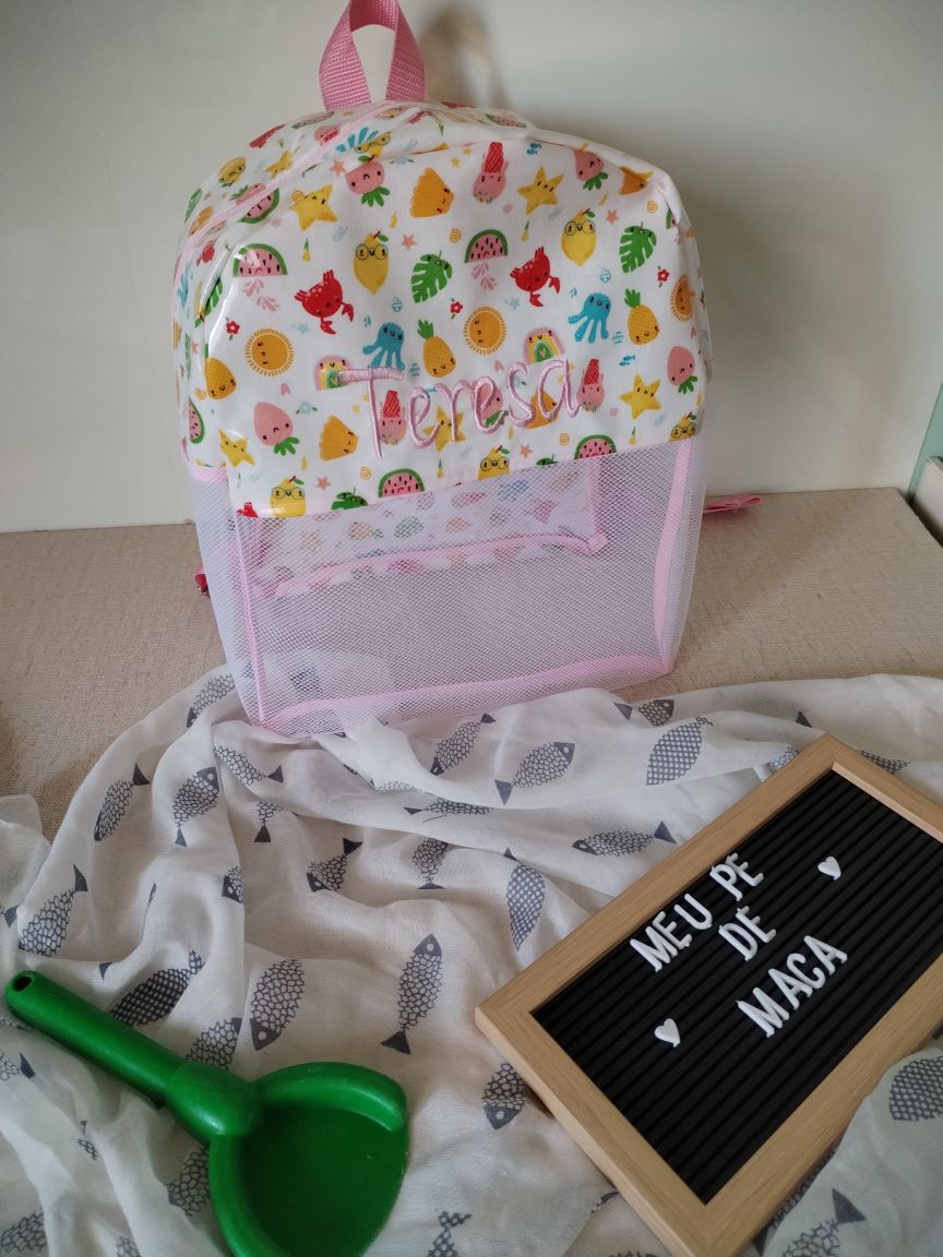 Mochila praia rede Frutas e animais do mar personalizada criança