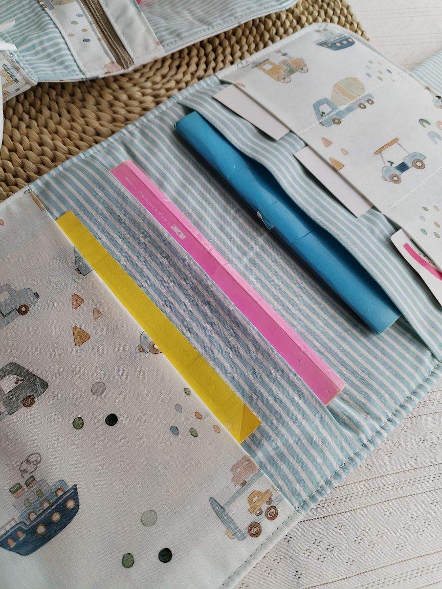 Conjunto Bolsa fraldas e toalhitas, muda fraldas e porta documentos - Carrinhos