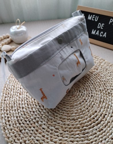 Atenção aos Detalhes - Bolsa Organizadora - Personalize a sua bolsa - Meu Pé de Maçã 