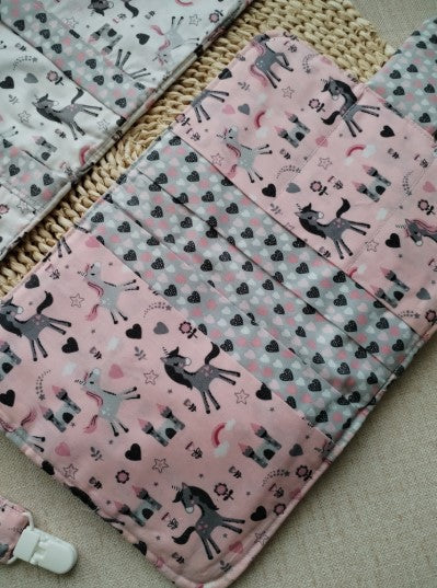 Conjunto Porta Documentos, Fita e Bolsa da Chupeta - Meu Pé de Maçã 