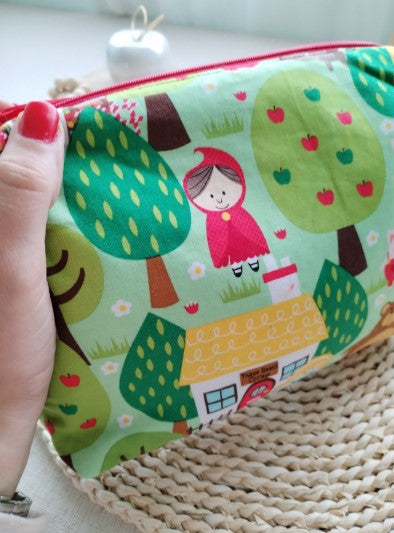 Bolsa Organizadora Capuchinho Vermelho - Meu Pé de Maçã 