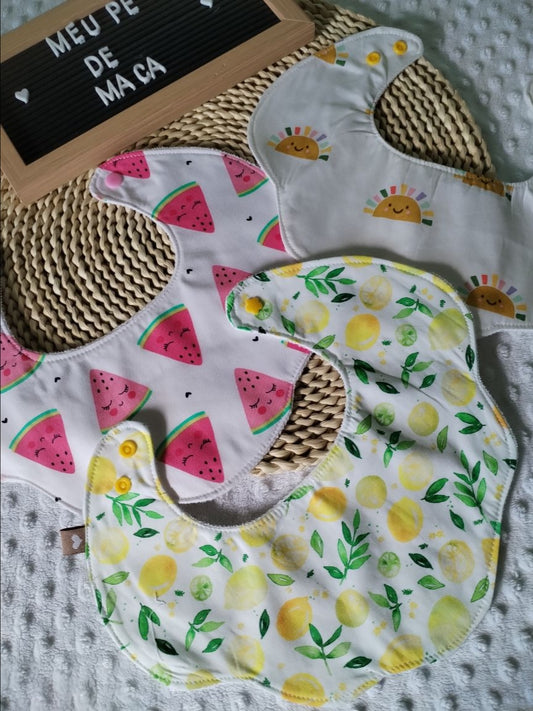 Conjunto 3 Babetes Flor - Verão - Meu Pé de Maçã 