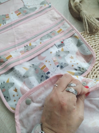 Atenção aos Detalhes - Bolsa Tudo em Um - Personalize a sua bolsa - Meu Pé de Maçã 