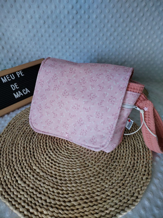 Bolsa para as fraldas e toalhitas - Floral Rosa - Meu Pé de Maçã 