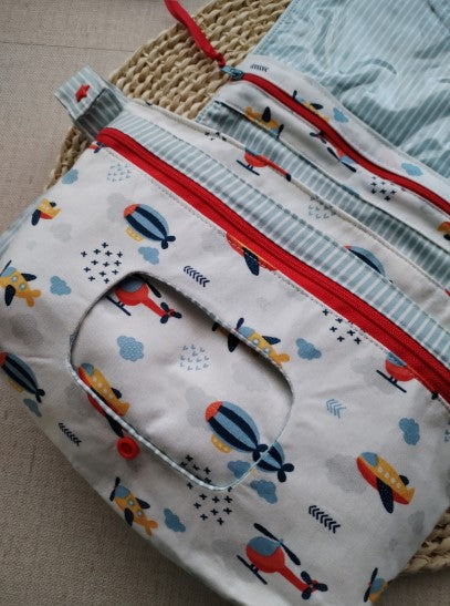 Bolsa para fraldas e toalhitas - Aviões - Meu Pé de Maçã 