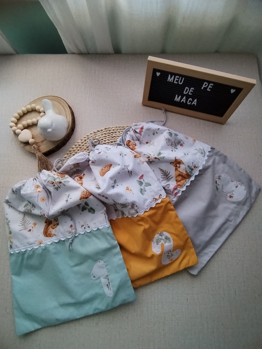Conjunto Saquinhos para a Roupa do Bebé - Meu Pé de Maçã 