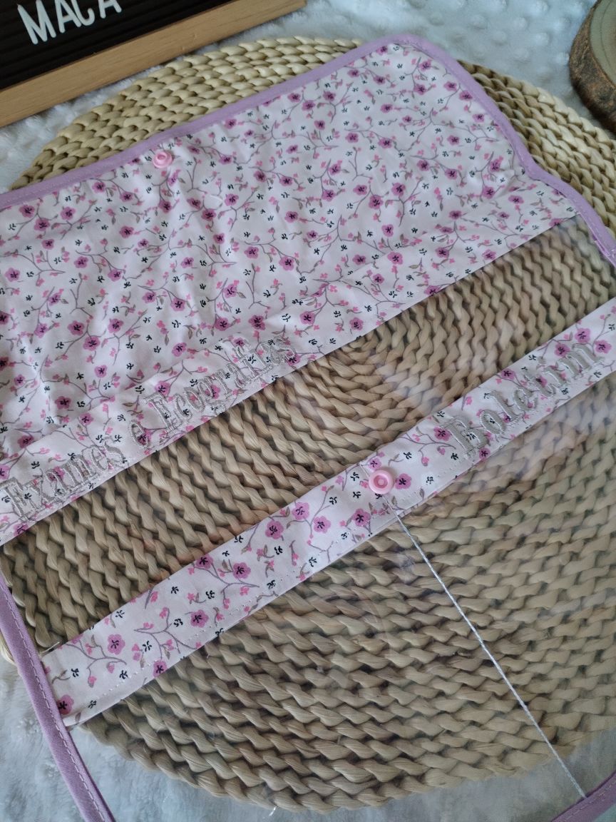 Bolsa para Documentos da Gravidez – Feita à Mão com Carinho - Floral - Meu Pé de Maçã 