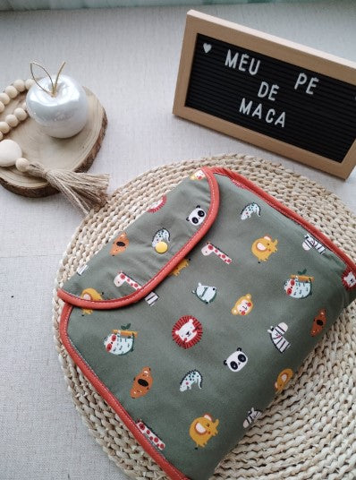 Atenção aos Detalhes - Bolsa Tudo em Um - Personalize a sua bolsa - Meu Pé de Maçã 
