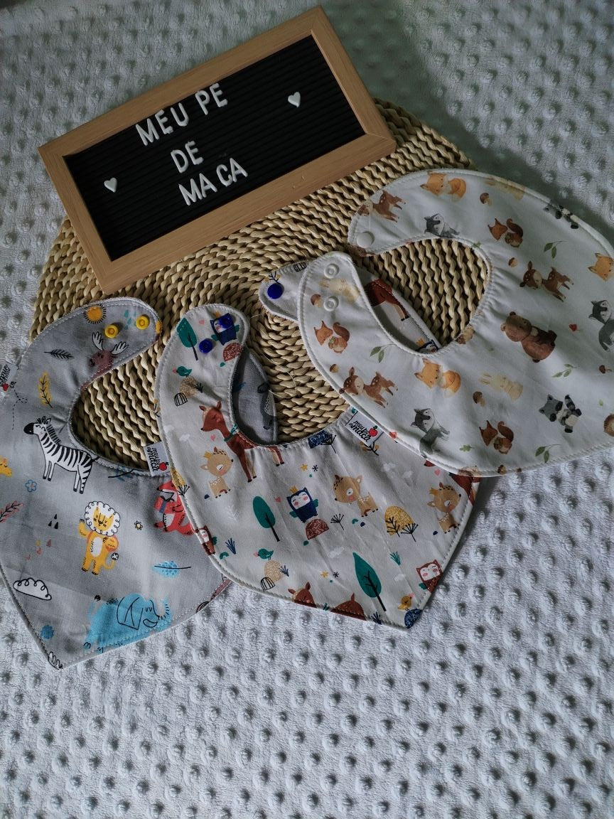 Conjunto 3 Babetes Bandanas - Meu Pé de Maçã 