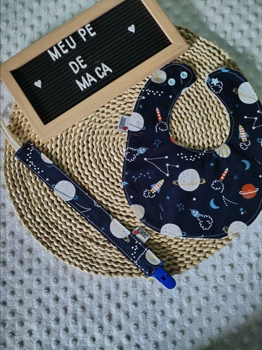 Conjunto Babete e Fita da chucha - Espaço - Meu Pé de Maçã 