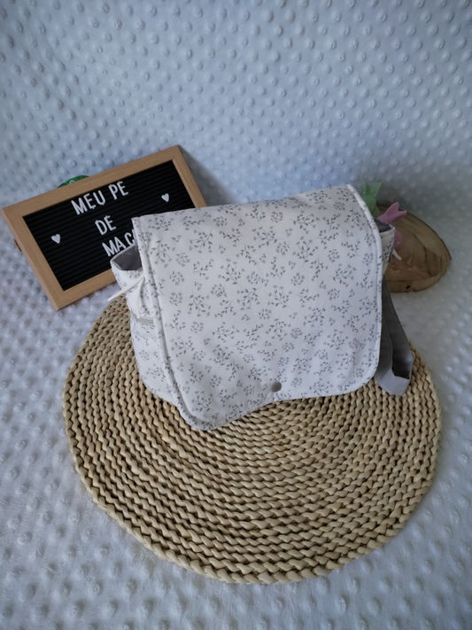 Atenção aos Detalhes - Bolsa para Fraldas e Toalhitas - Escolha o tecido - Meu Pé de Maçã 