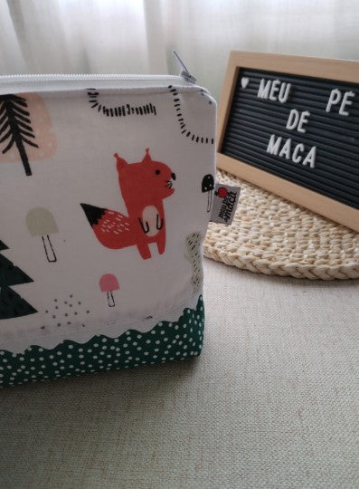 Necessaire triangular animais da Floresta - Meu Pé de Maçã 